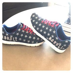 NoBull Project flag trainers. Great shape!